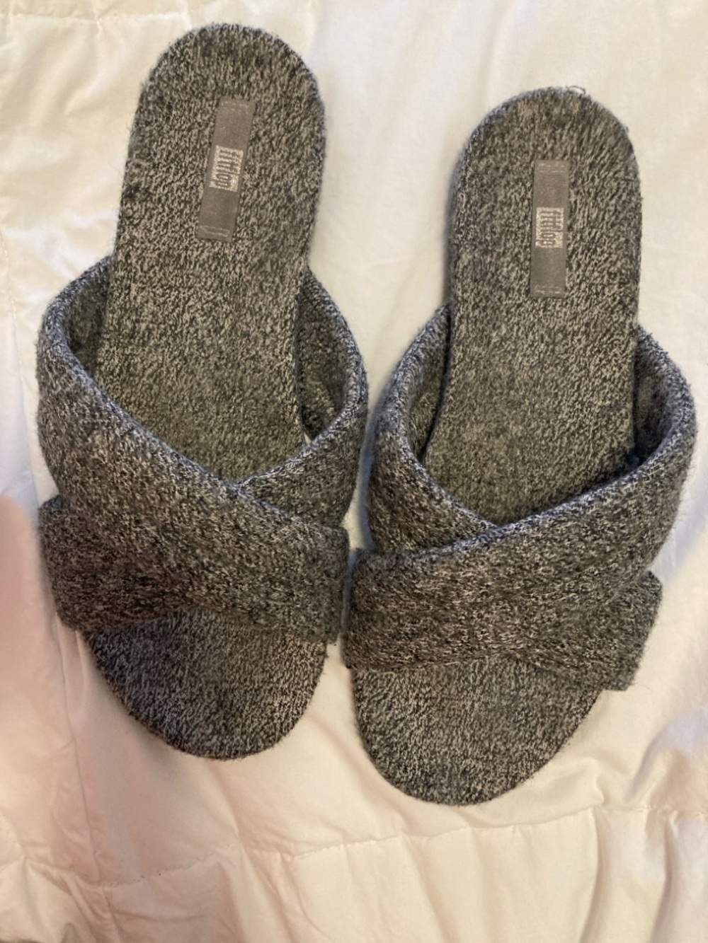 Fitflop-Women's Crossband Slip-On Slippers - Gray